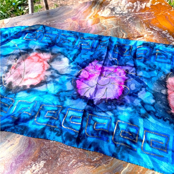 Greek designer inspired 100% silk scarf - Picture 4 of 8